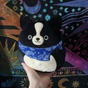 BNWT 8” Boston terrier Squishmallow
